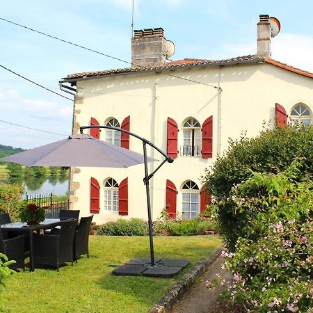La Maison Du Passeur Availles-Limouzine المظهر الخارجي الصورة