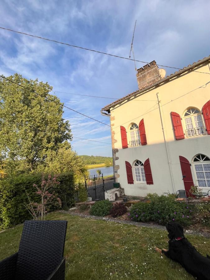 La Maison Du Passeur Availles-Limouzine المظهر الخارجي الصورة